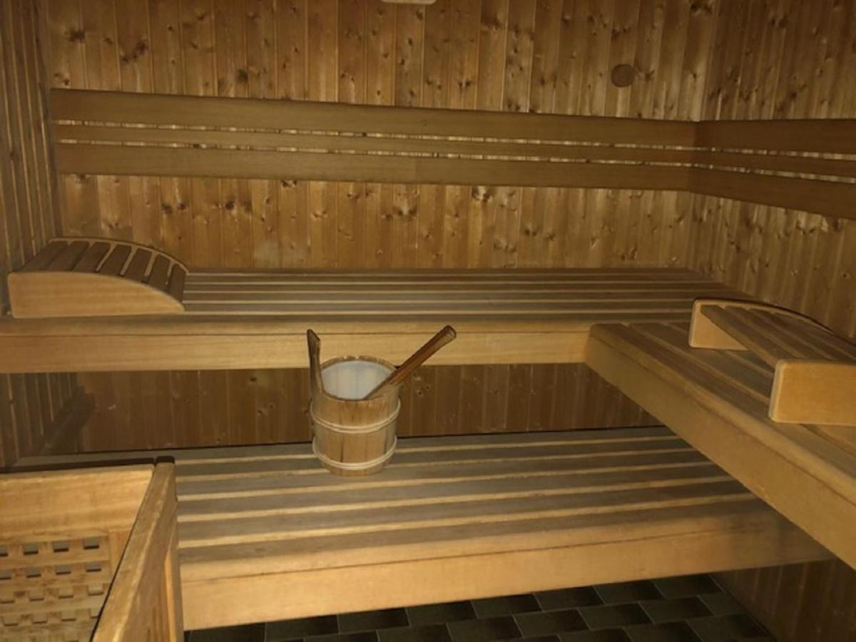 Pied-A-Terre In Crans-Montana, Pool And View - Swiss Alps Appartement Buitenkant foto